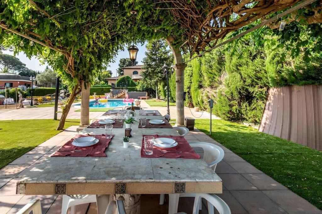 Casa Rural Con Piscina Privada, Barbacoa, Wifi Y Parking Incluido Vilovi de Onar Luaran gambar
